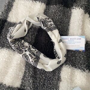 Headband/mask NWT